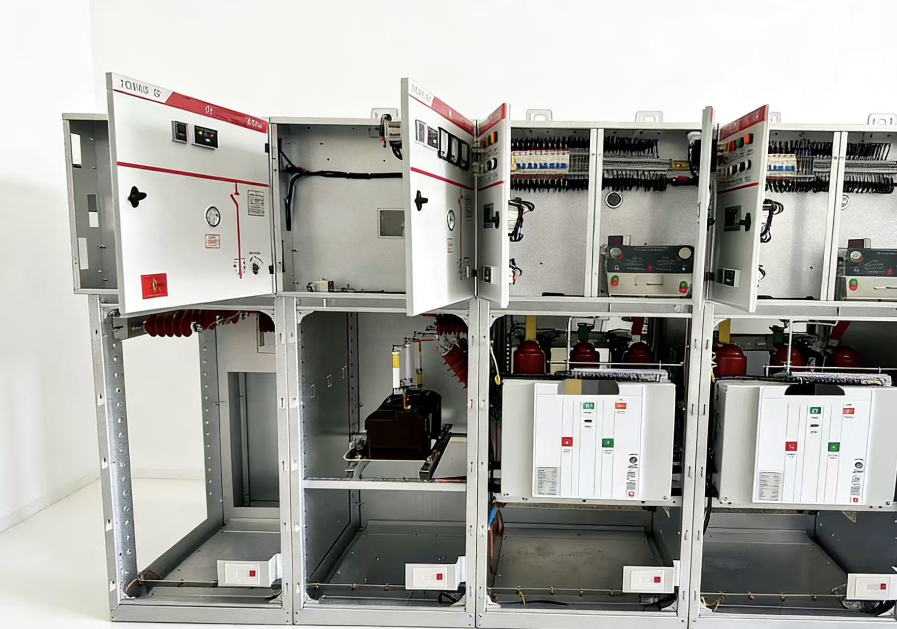 Energy Efficient Metal Enclosed Switchgear